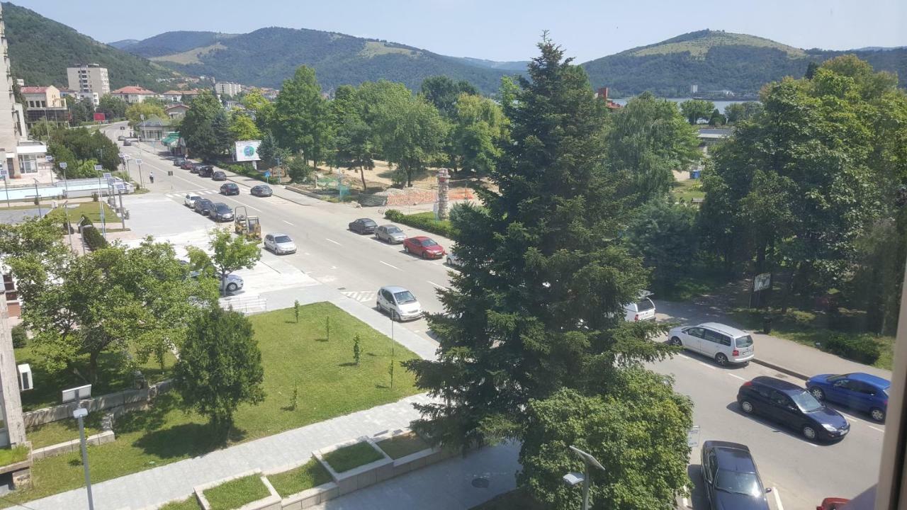 Apartament Apartament Victory Orszowa Zewnętrze zdjęcie